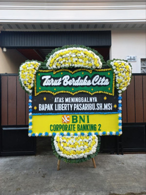 Papan Bunga Duka di Luwu