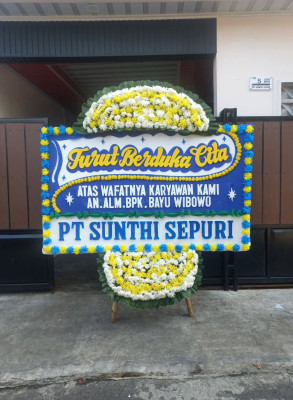 Papan Bunga Duka di Luwu